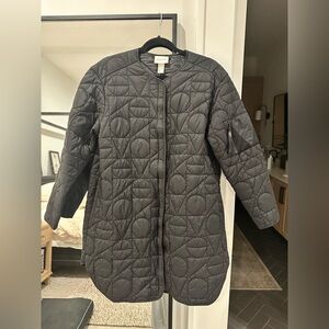 Quilted Circle-Pattern Long Jacket - Black